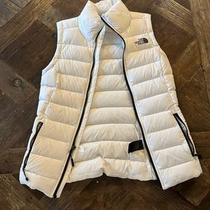 White north face vest XS